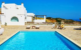Villa Mira Paros - Luxury Suites